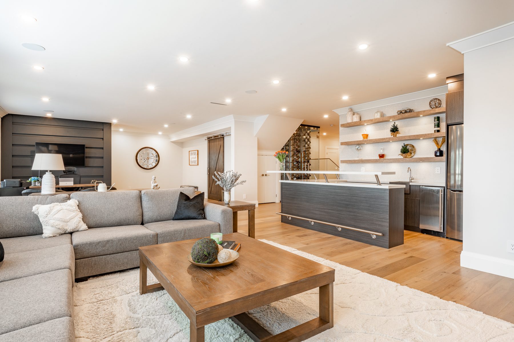 Before and after pair, or a fully renovated main living area